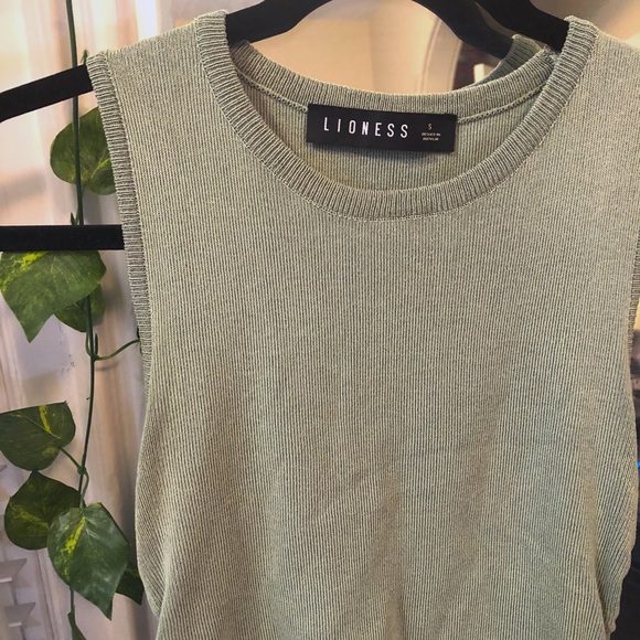 PRINCESS POLLY DRESS 🖤 - Picture 5 of 5